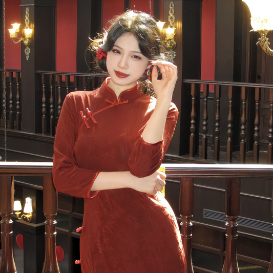 elegant-red-qipao-woman-traditional-chinese-dress-balcony